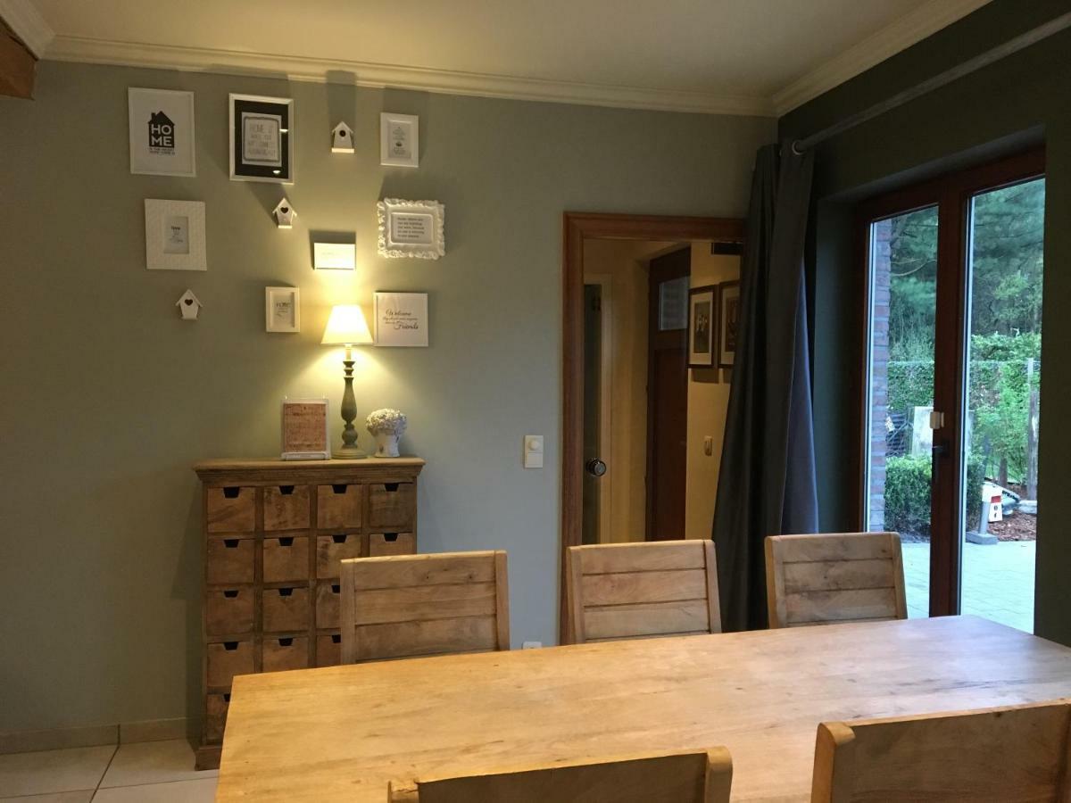Stropershuisje Stekene Bagian luar foto