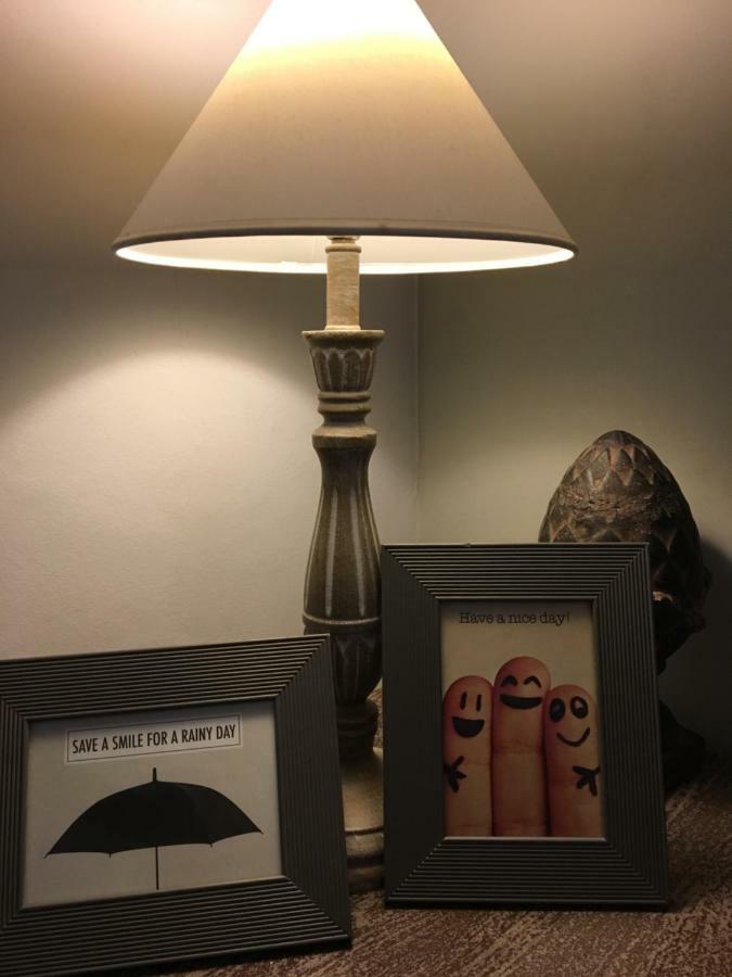 Stropershuisje Stekene Bagian luar foto